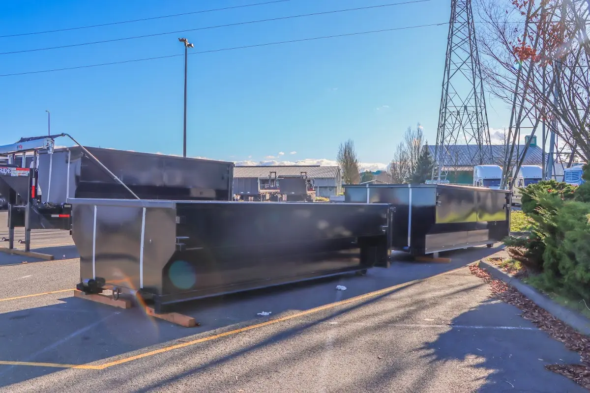 Professional dumpster rental and junk removal service in Moraga